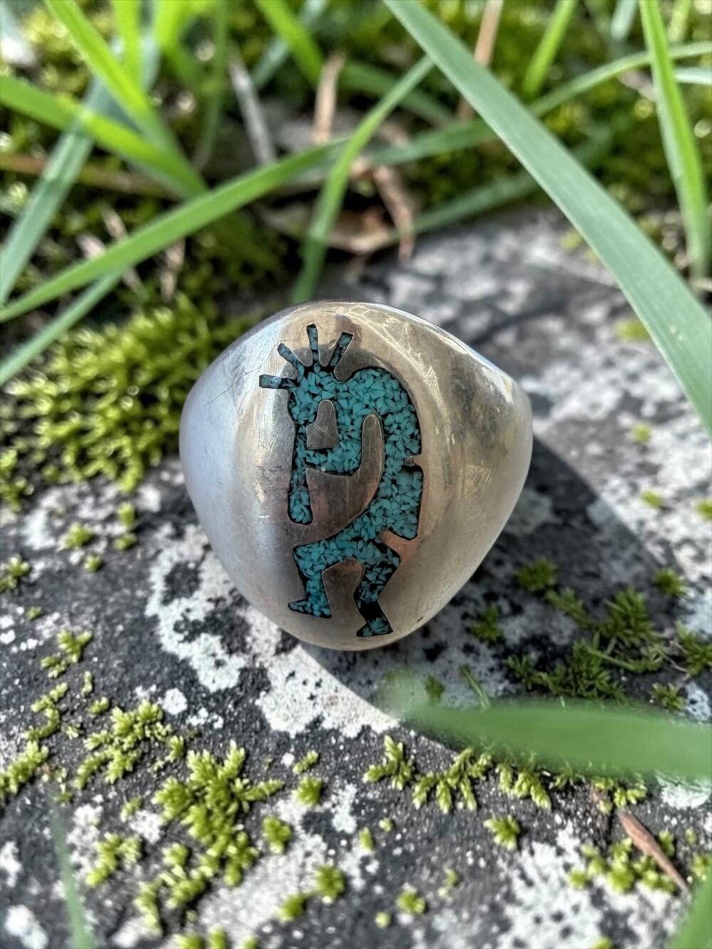 Vintage Silver Navajo Turquoise Kokopelli Statement Ring Crushed Stone Inlay